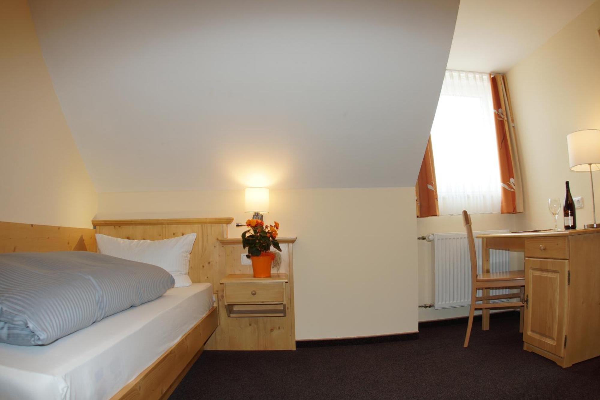 Emmering  Landhotel Graetz חדר תמונה