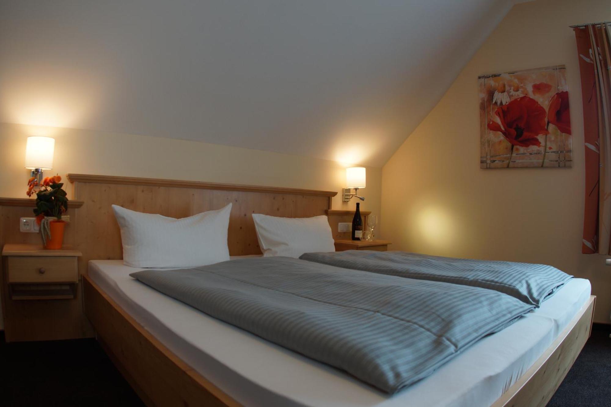 Emmering  Landhotel Graetz חדר תמונה