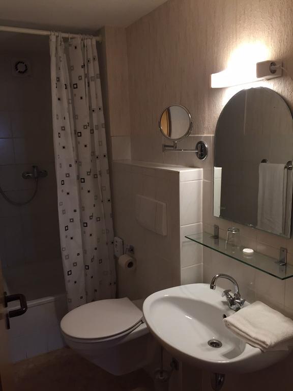 Emmering  Landhotel Graetz מראה חיצוני תמונה